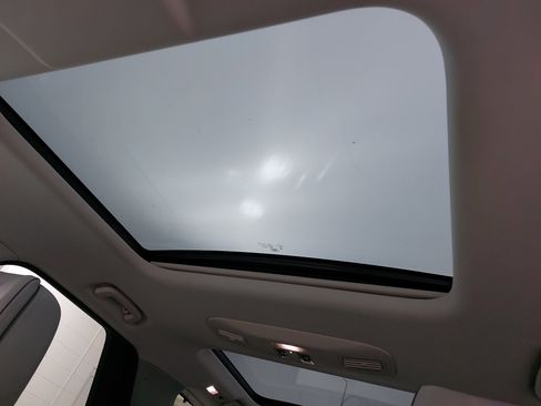 Used 2019 Land Rover Discovery HSE Luxury AWD/4WD image 34