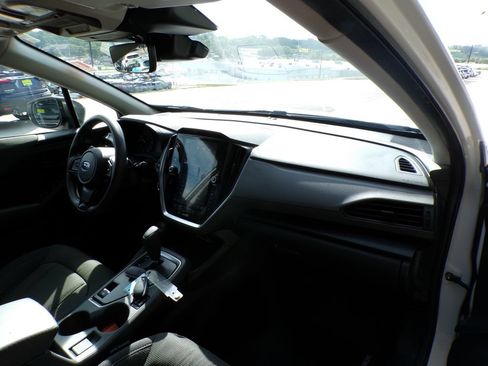 Used 2024 Subaru Crosstrek 2.0i Premium AWD/4WD image 12