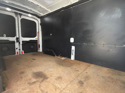 Used 2019 Ford Transit 150 148 Medium Roof RWD image 30