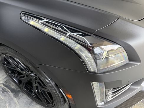 Used 2017 Cadillac CTS V w/ Carbon Fiber Package RWD image 55