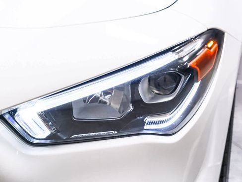 Certified 2022 Mercedes-Benz CLA 250 image 11