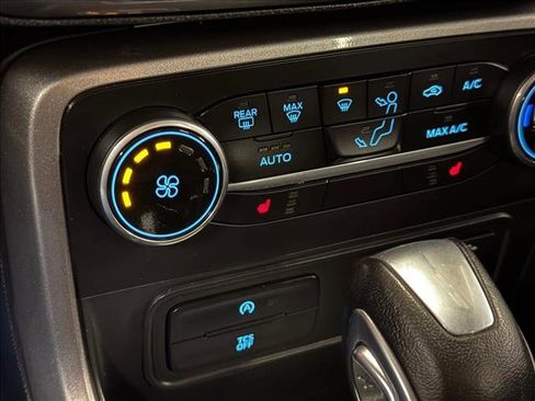Used 2022 Ford EcoSport SE w/ SE Convenience Package image 17