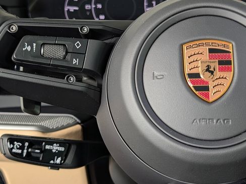 New 2026 Porsche Cayenne Coupe AWD/4WD image 38