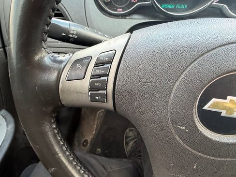 Used 2012 Chevrolet Malibu LTZ image 9