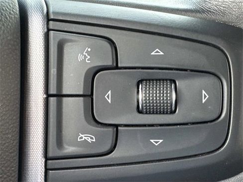 Used 2022 GMC Yukon SLT w/ SLT Premium Package image 31