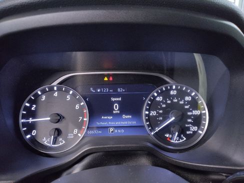 Used 2022 Nissan Titan S image 23