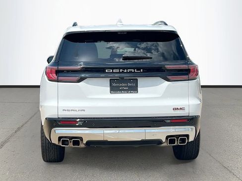 Used 2025 GMC Acadia Denali w/ Super Cruise Package image 7