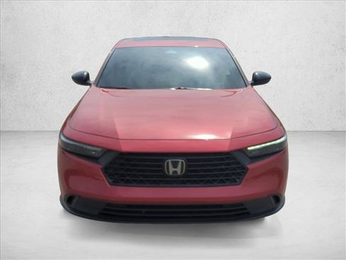 Used 2024 Honda Accord Sport image 2