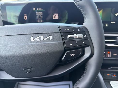 New 2026 Kia Sportage EX image 35