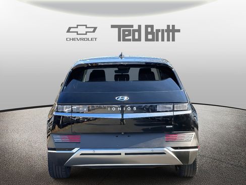Used 2022 Hyundai Ioniq 5 SE image 5
