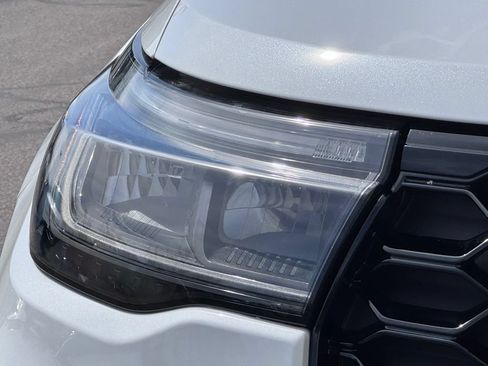 New 2026 Ford Explorer ST-Line AWD/4WD image 4