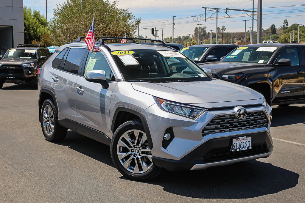 Certified 2021 Toyota RAV4 Limited FWD image 1