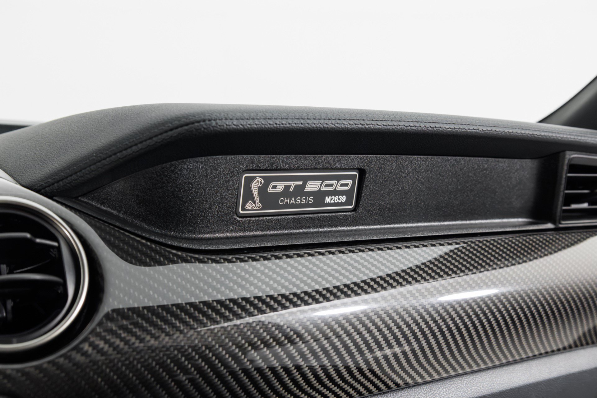 Used 2021 Ford Mustang Shelby GT500 w/ Carbon Fiber Track Pack RWD image 40
