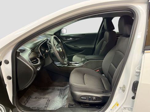Used 2024 Chevrolet Malibu LT FWD image 21