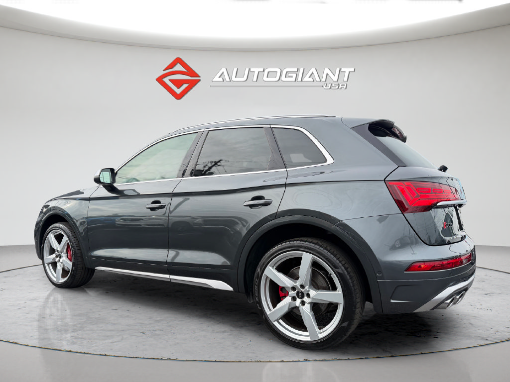 Used 2021 Audi SQ5 Prestige w/ Prestige Package AWD/4WD image 3