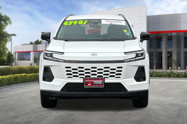 Used 2026 Toyota RAV4 XLE Premium FWD image 11