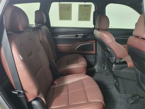 Used 2023 Kia Telluride SX image 17