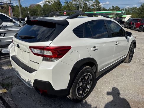 Used 2019 Subaru Crosstrek 2.0i w/ Eyesight System image 4