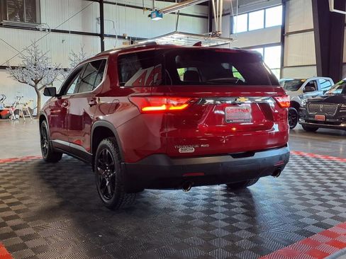 Used 2019 Chevrolet Traverse LT AWD/4WD image 4