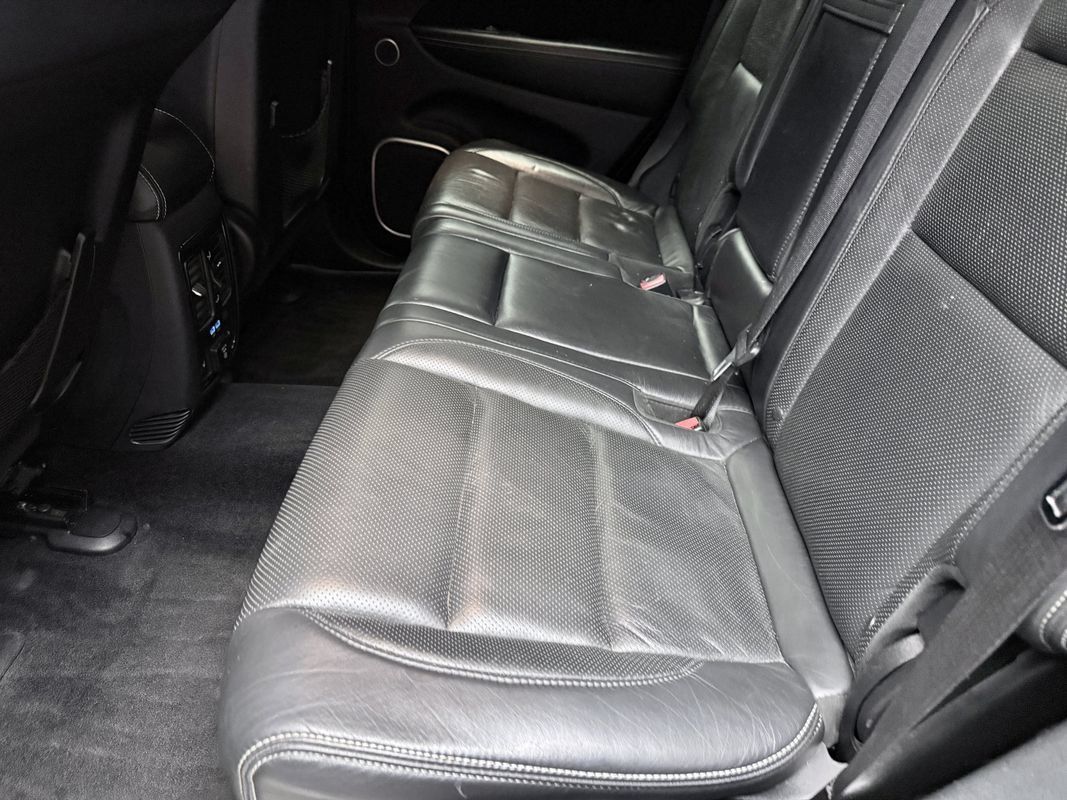 Used 2016 Jeep Grand Cherokee SRT AWD/4WD image 14