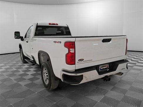 Used 2025 Chevrolet Silverado 2500 W/T w/ WT Convenience Package image 5