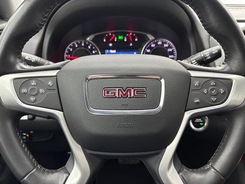 Used 2021 GMC Terrain SLE w/ Driver Convenience Package AWD/4WD image 18