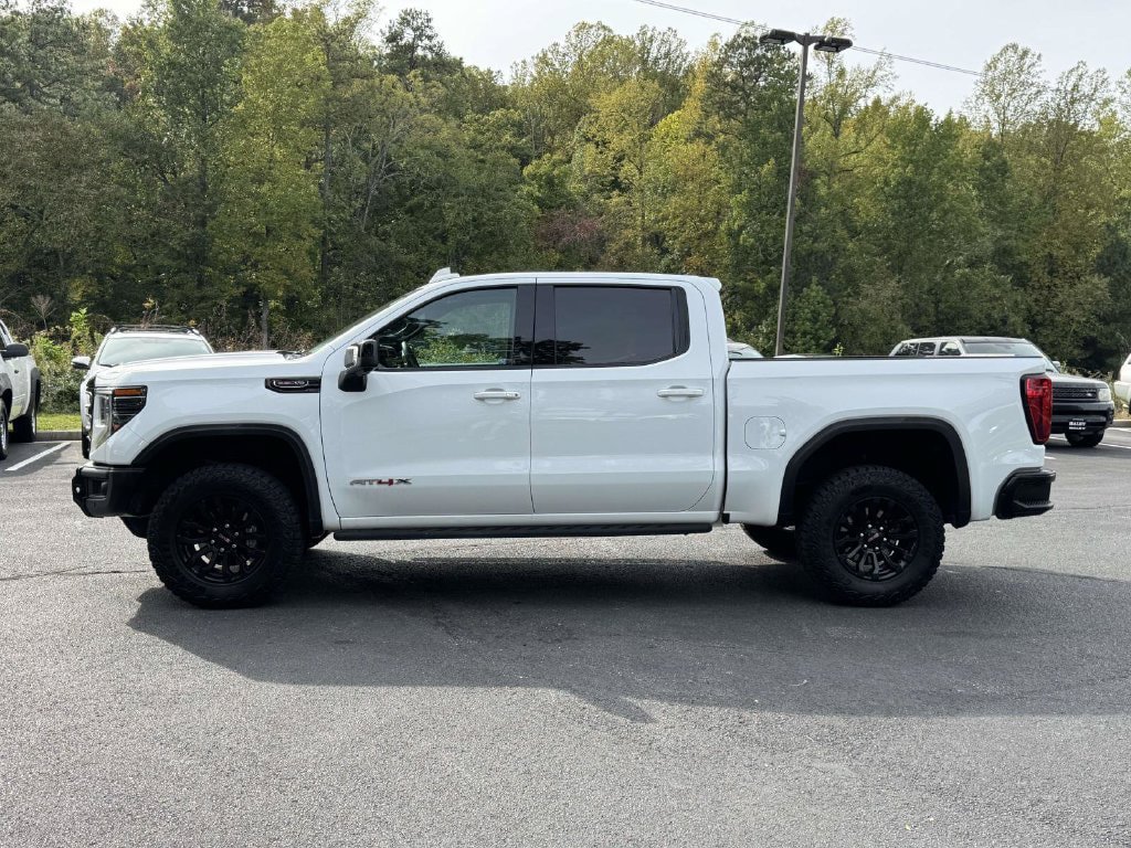 Used 2023 GMC Sierra 1500 AT4X AWD/4WD image 26