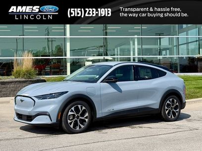 New 2025 Ford Mustang Mach-E Select w/ Interior Protection Package