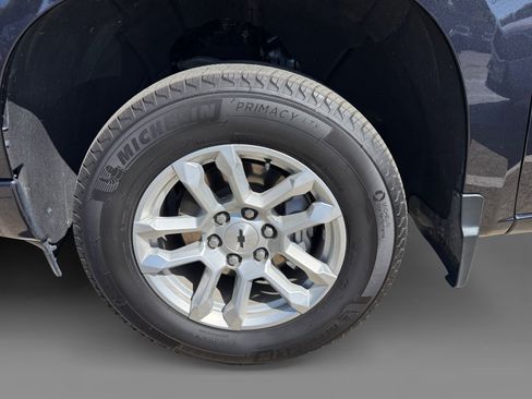 Used 2023 Chevrolet Silverado 1500 RST AWD/4WD image 9