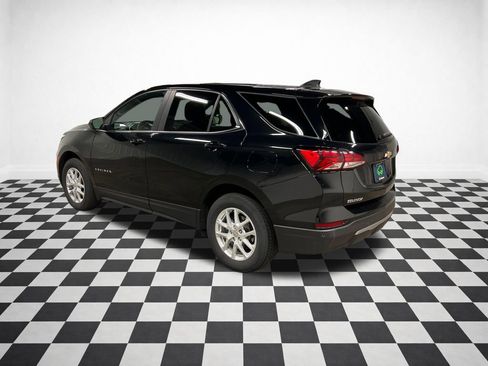 Used 2024 Chevrolet Equinox LT w/ LPO, Floor Liner Package AWD/4WD image 6