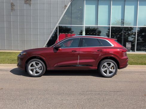 New 2025 Audi Q5 Premium Plus image 30