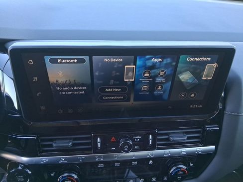 New 2026 Nissan Pathfinder SL AWD/4WD image 12