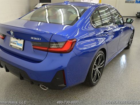 Used 2024 BMW 330i Sedan w/ M Sport Package RWD image 10