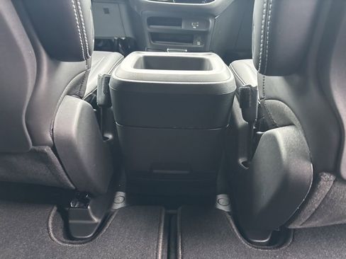 New 2026 Chrysler Pacifica Select image 45