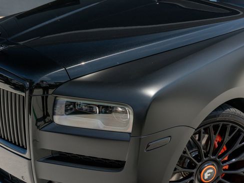 Used 2021 Rolls-Royce Cullinan AWD/4WD image 17