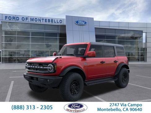 New 2026 Ford Bronco Outer Banks w/ Sasquatch Package AWD/4WD image 2