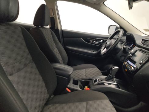 Used 2021 Nissan Rogue Sport SV FWD image 21