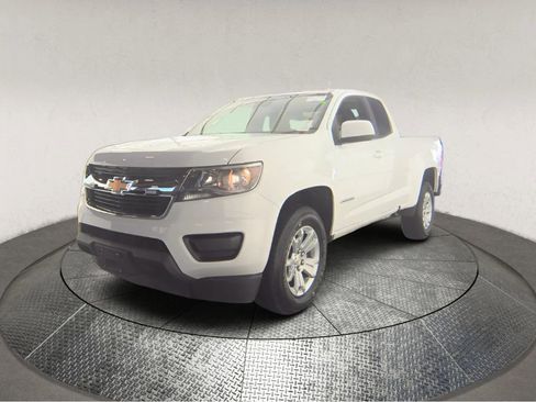 Used 2020 Chevrolet Colorado LT w/ Safety Package image 3