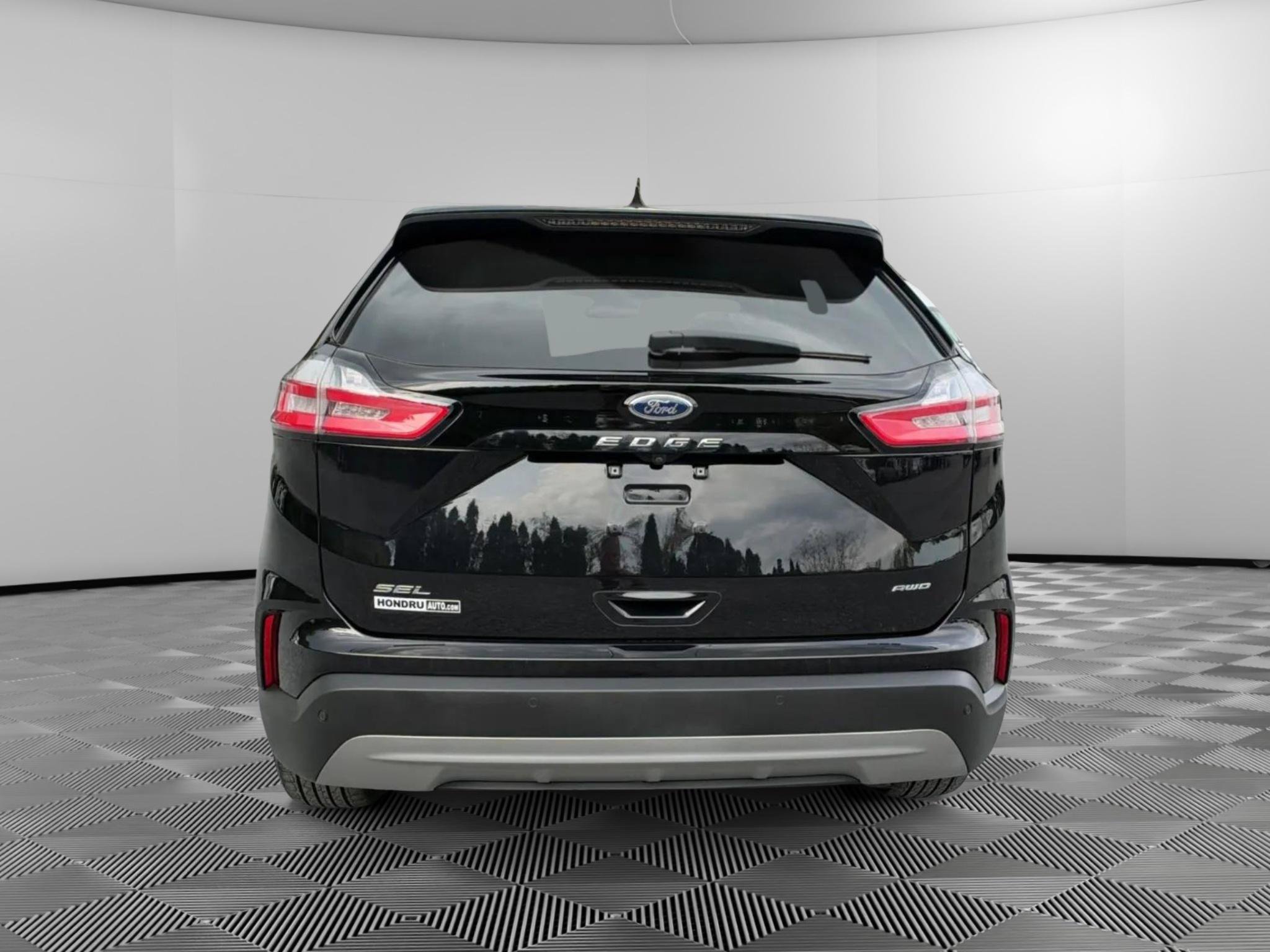 Used 2023 Ford Edge SEL w/ Convenience Package AWD/4WD image 8