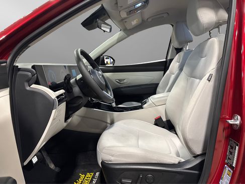 Used 2025 Hyundai Tucson SEL image 17