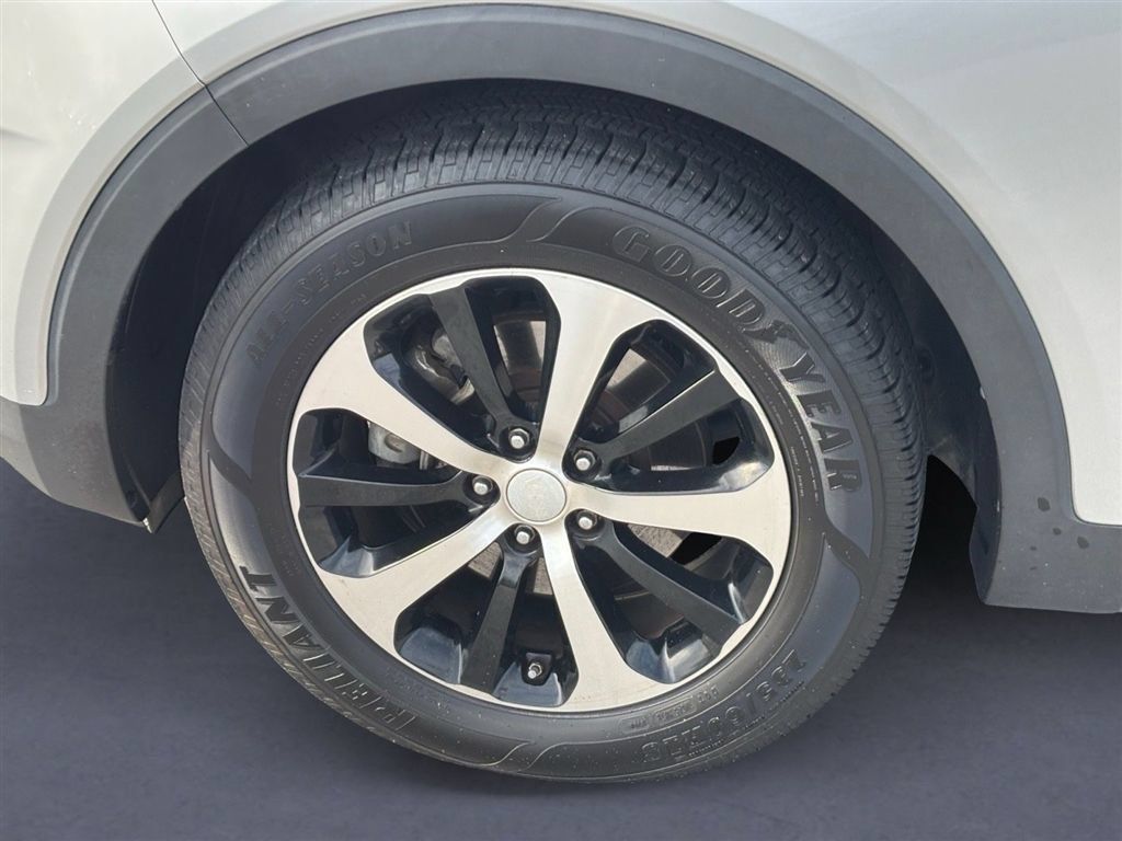 Used 2016 Kia Sorento EX FWD image 9
