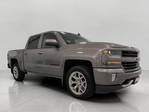 Used 2017 Chevrolet Silverado 1500 LT w/ All Star Edition AWD/4WD image 1