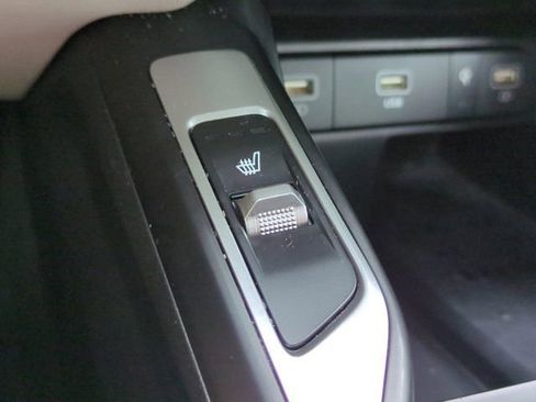 Certified 2023 Kia Sorento S FWD image 23