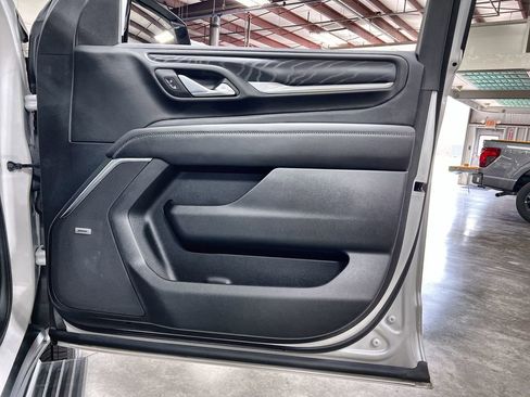 Used 2023 GMC Yukon Denali w/ Denali Reserve Package AWD/4WD image 25