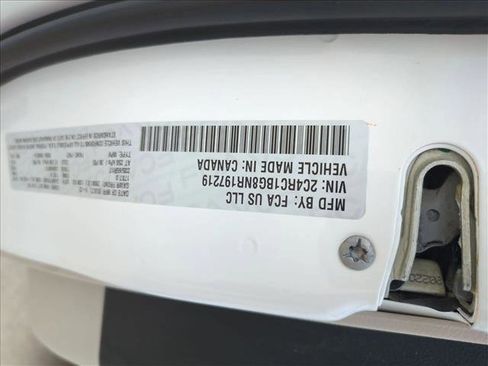 Used 2022 Chrysler Pacifica Touring-L FWD image 24