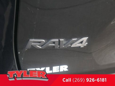 Used 2024 Toyota RAV4 Adventure image 14