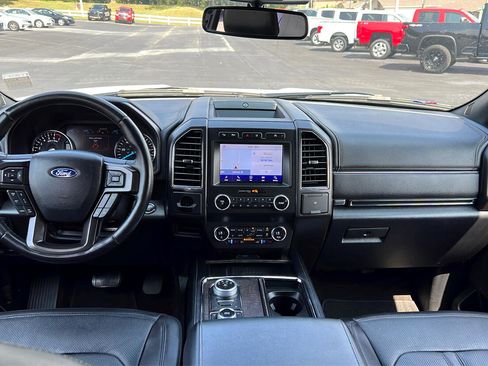 Used 2021 Ford Expedition Max Limited image 22