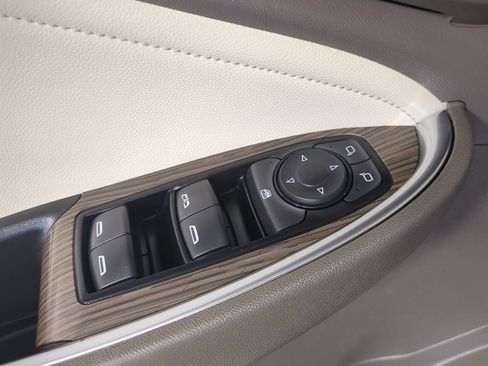 Used 2024 Chevrolet Malibu LT FWD image 30