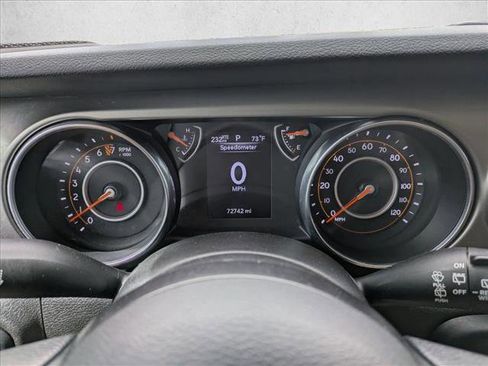 Used 2019 Jeep Wrangler Sport AWD/4WD image 12