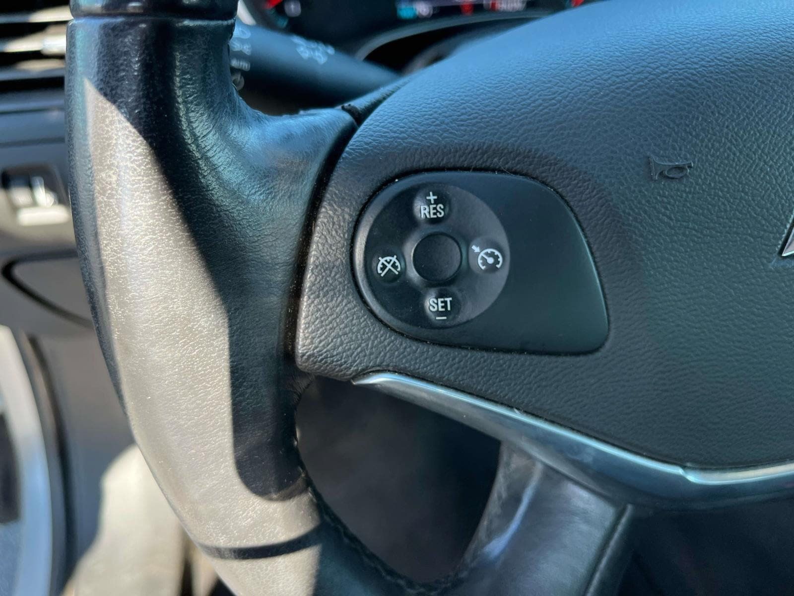 Used 2019 Chevrolet Impala Premier FWD image 30